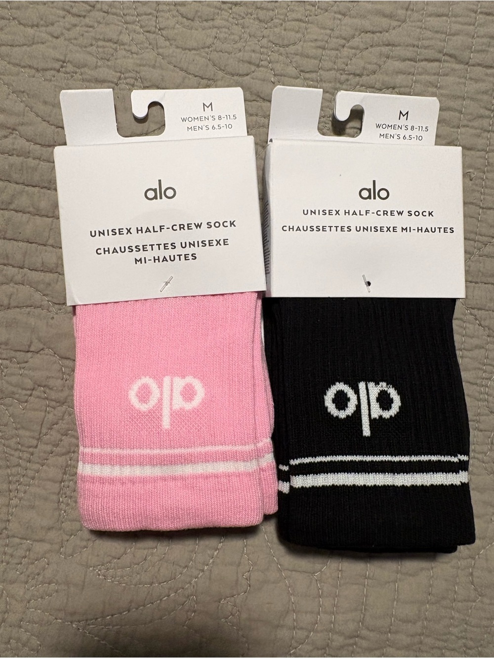 ALO Yoga Unisex Half-Crew Socks in Pink & Black (Pair)